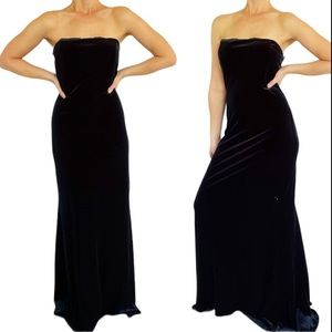 NWT Vintage Niki Livas black velvet strapless formal gown size 12